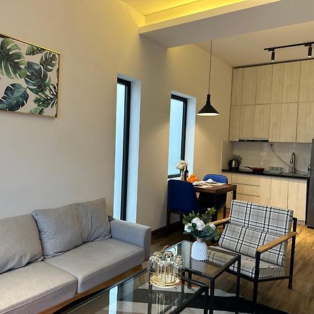 Luxe Paradise Residence 88 Tu Hoa Hanoi Exterior photo